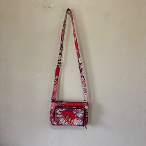 Women's Vera Bradley Floral Pink Red Purse Bag Quilted Small Adjustable Strap